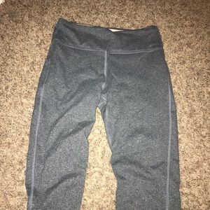 grey capri leggings